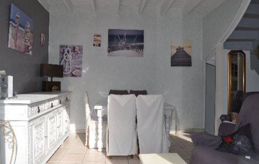Location de vacances - Gîte à Penvénan - Salon/salle à manger vu de l'extérieur