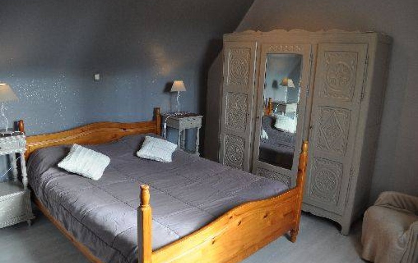 Location de vacances - Gîte à Penvénan - Chambre avec 1 grand lit de 160*200