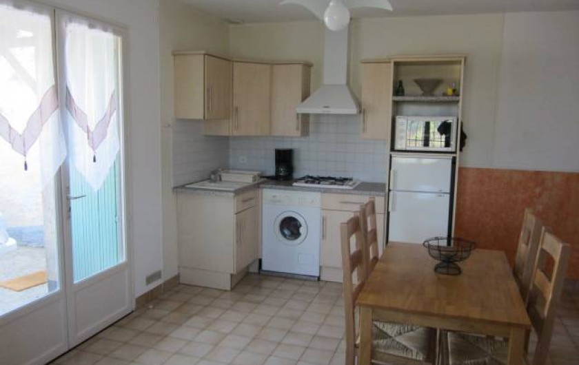 Location de vacances - Gîte à Vias - coin-cuisine et repas