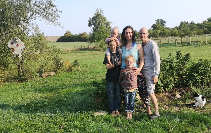 Location de vacances - Studio à Belles-Forêts - Nous voilà, nous vous attendons !!