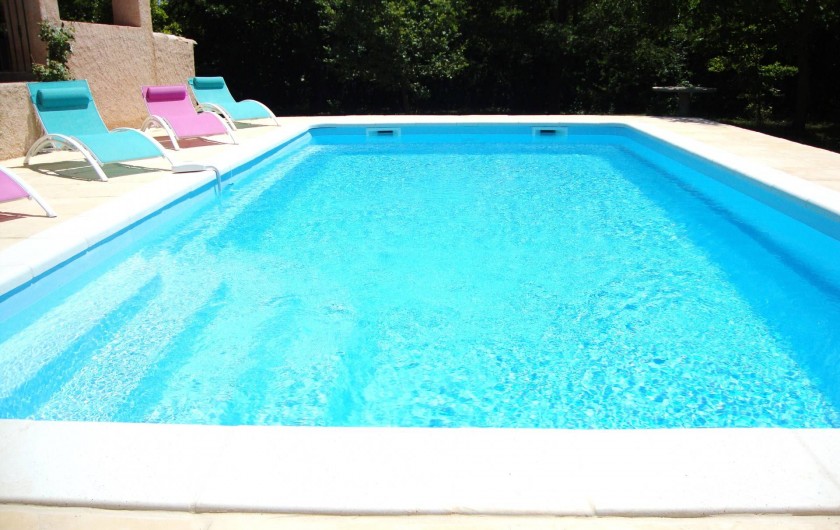 Location de vacances - Villa à Salernes - Piscine