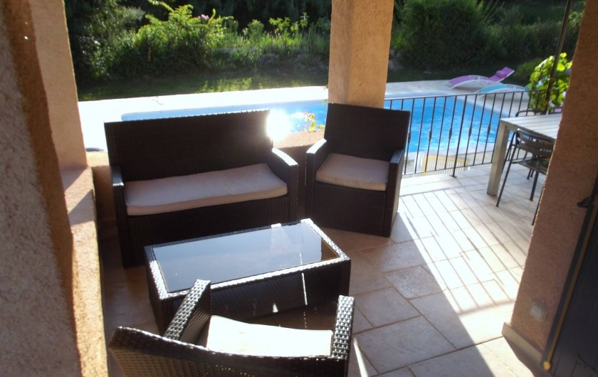 Location de vacances - Villa à Salernes - Terrasse 2 avec salon