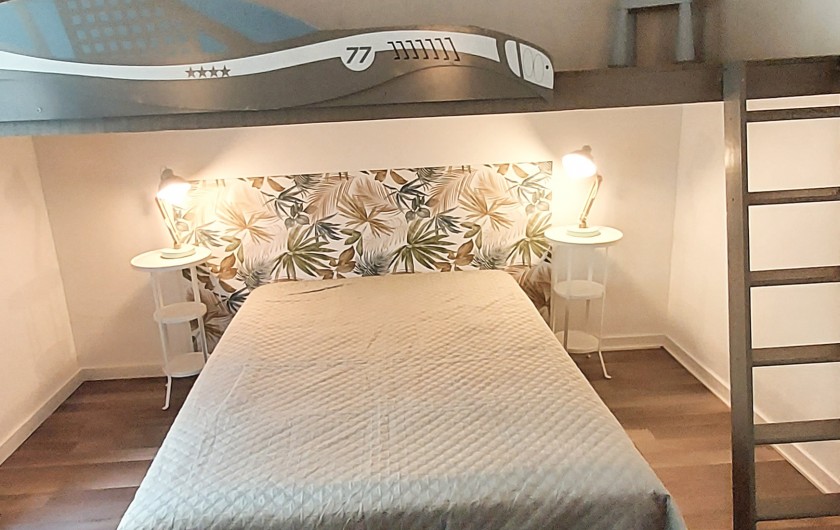 Location de vacances - Villa à Labenne - Chambre 3 Lit en 140 et 1 Lit en mezzanine 1 personne