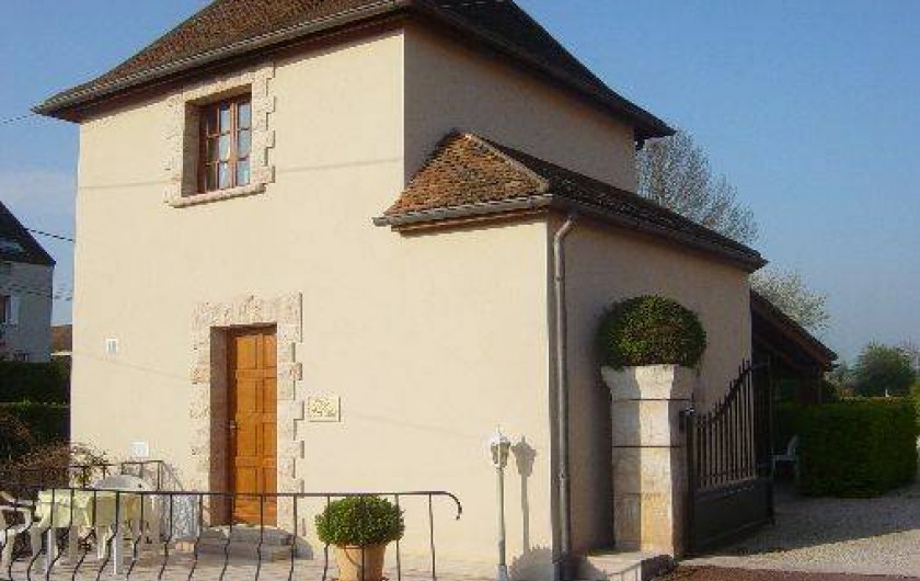 Location de vacances - Gîte à Ladoix-Serrigny - terrasse au soleil
