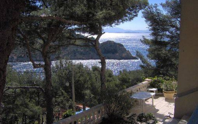 Location de vacances - Villa à Ensuès-la-Redonne - Vue mer depuis terrasse du haut