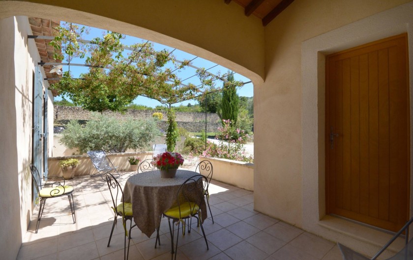 Location de vacances - Villa à Venasque - Terrasse