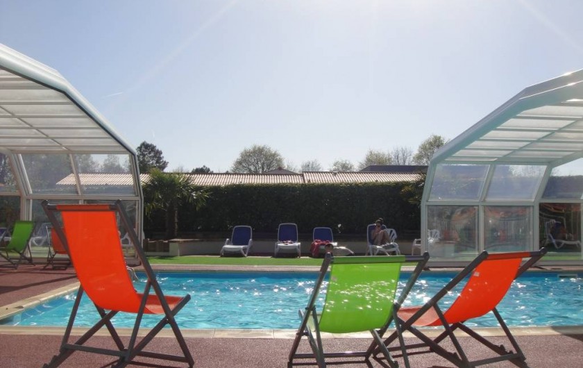 Location de vacances - Bungalow - Mobilhome à Landevieille - La piscine couverte et chauffée