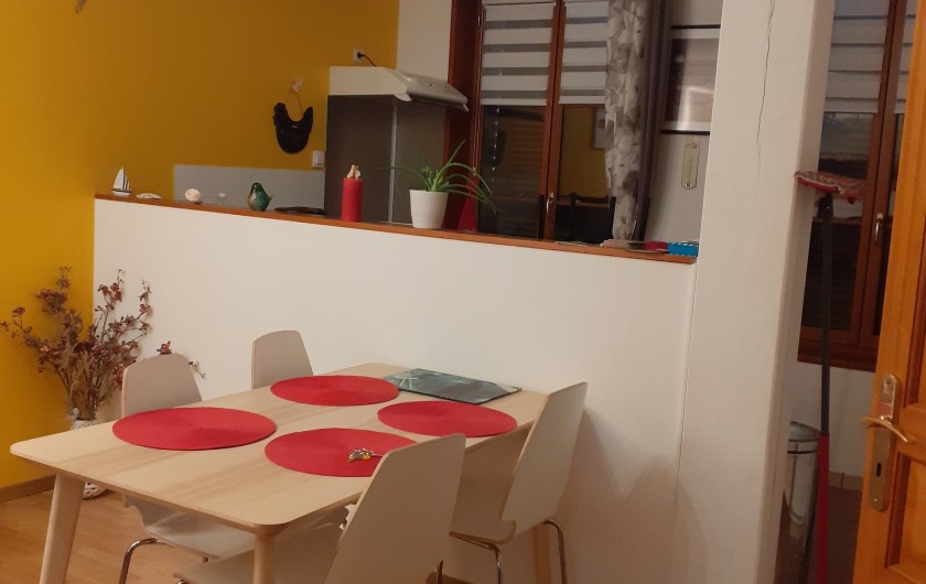 Location de vacances - Appartement à Saint-Valery-sur-Somme - coin repas
