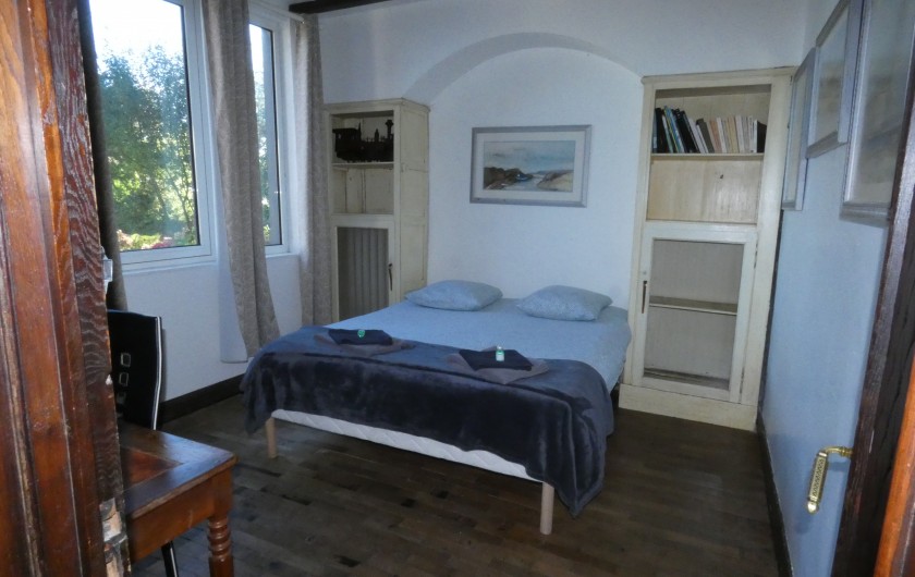 Location de vacances - Villa à Quiberville - Chambre au rez-de-chaussée : 1 lit double