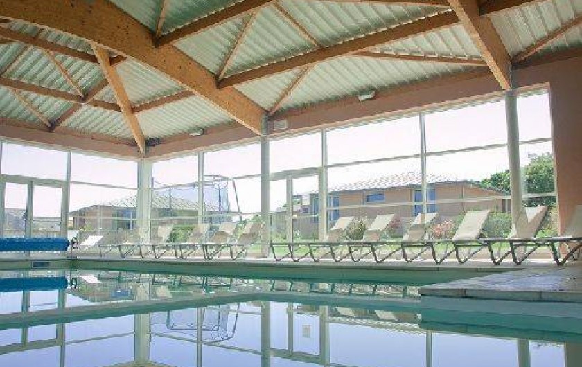 Location de vacances - Maison - Villa à Guissény - La piscine couverte et chauffée