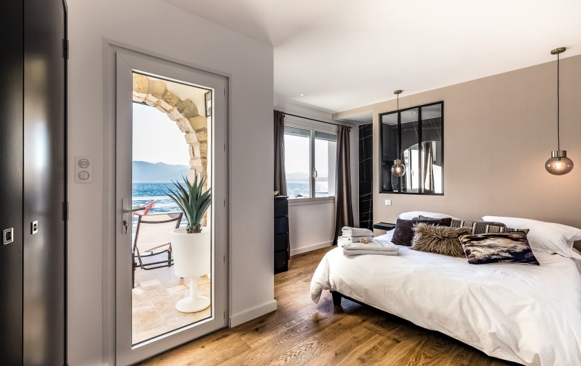 Location de vacances - Villa à Saint-Mandrier-sur-Mer - SUITE GRAND LARGE