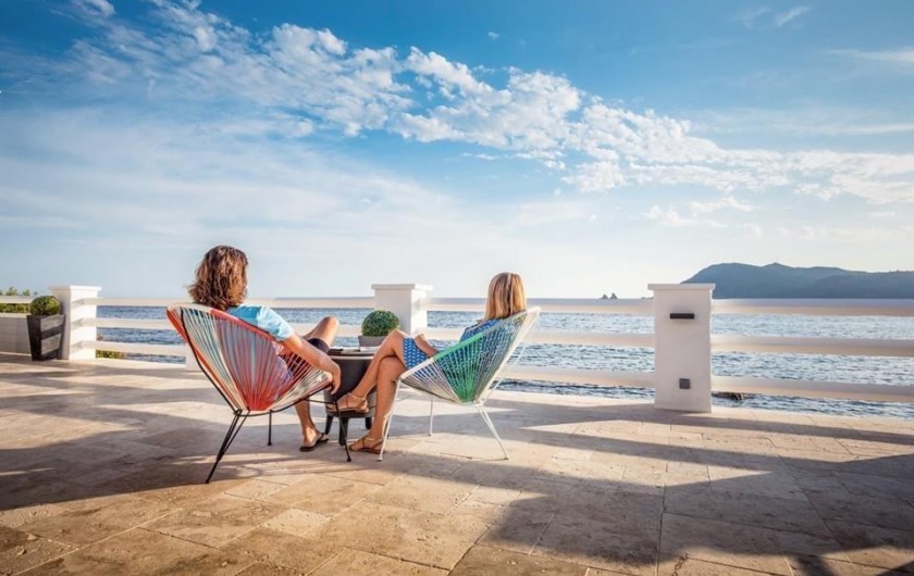 Location de vacances - Villa à Saint-Mandrier-sur-Mer - TERRASSE SUD SUR MER 400m2