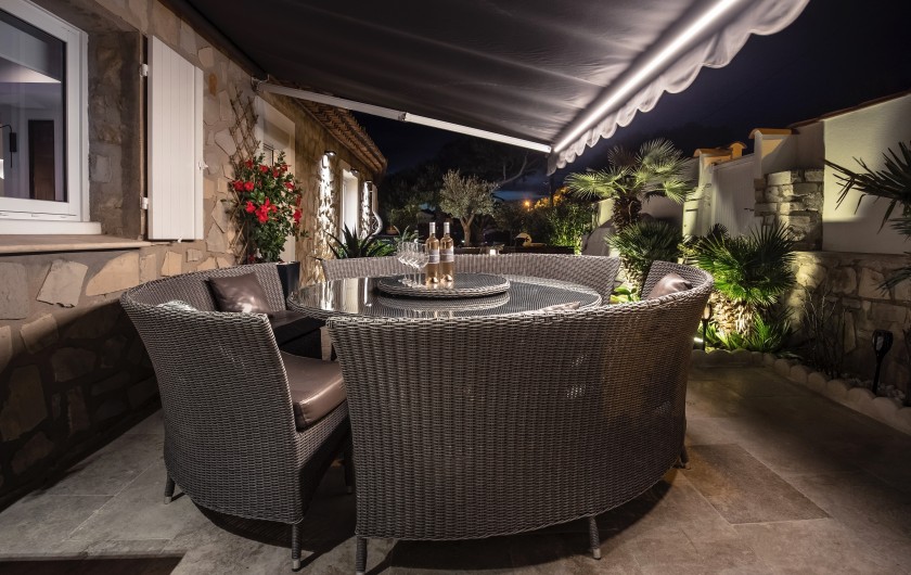 Location de vacances - Villa à Saint-Mandrier-sur-Mer - TERRASSE JARDIN NORD