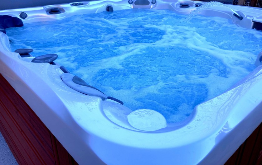 Location de vacances - Chalet à Taninges - SPA 6 personnes