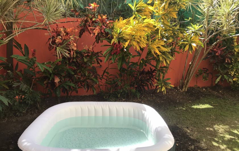 Location de vacances - Appartement à Le Gosier - Le SPA qui peut être utilisé avec ou sans bulle, chauffé ou non.