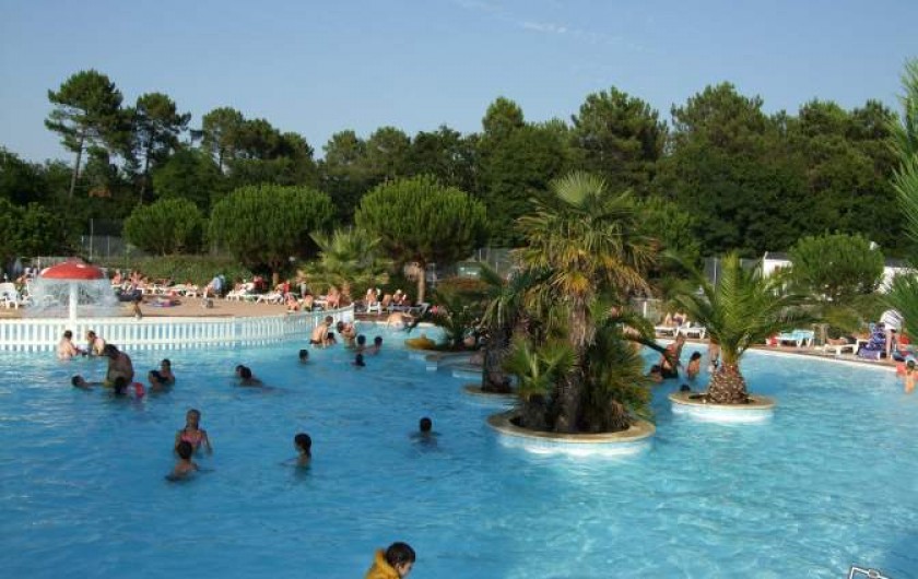 Location de vacances - Chalet à La Teste-de-Buch - piscines