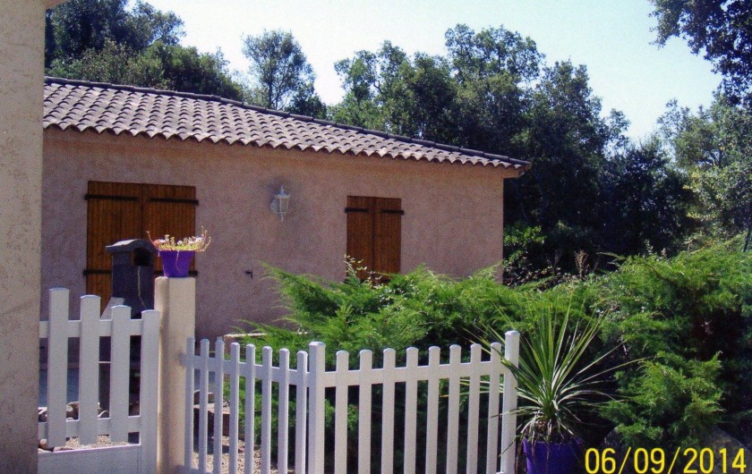 Location de vacances - Villa à Porto-Vecchio - arrière sécurisé pour la piscine