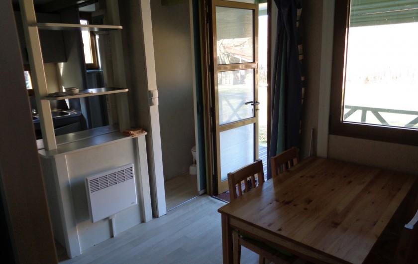 Location de vacances - Chalet à Belesta - coin repas
