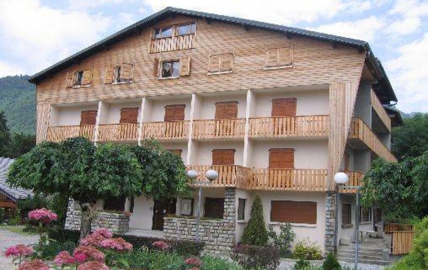 Location de vacances - Appartement à Morzine - Vue extérieur en été