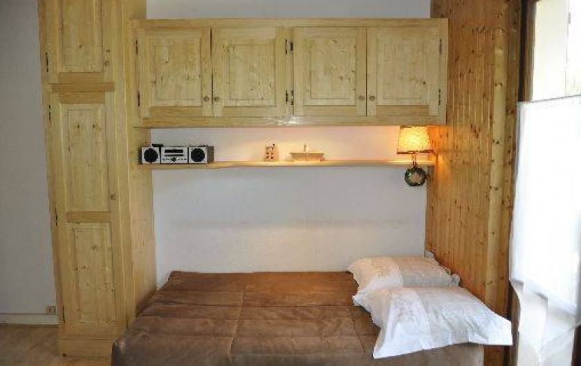 Location de vacances - Appartement à Morzine - Lit 2 personnes dans séjour