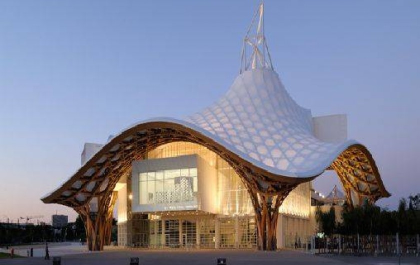 Location de vacances - Gîte à Metz - musée Pompidou Metz