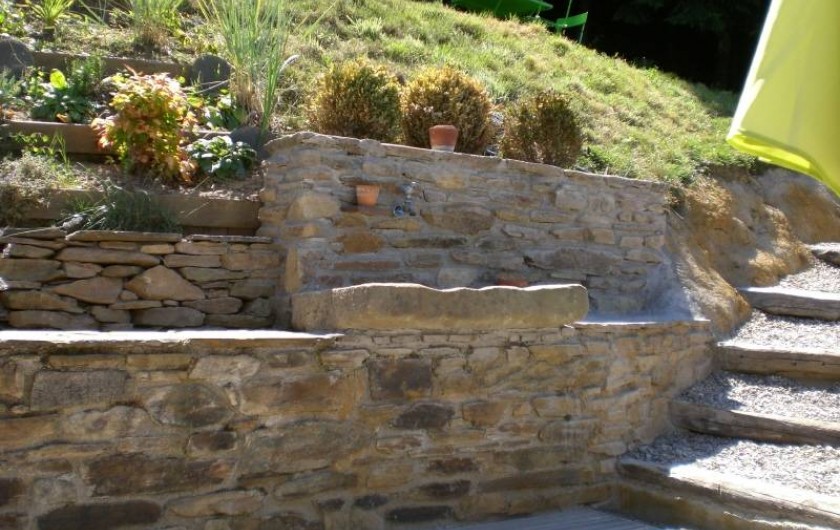 Location de vacances - Gîte à Coupiac - accès terrasse