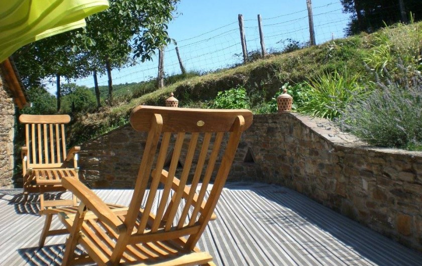 Location de vacances - Gîte à Coupiac - terrasse sud