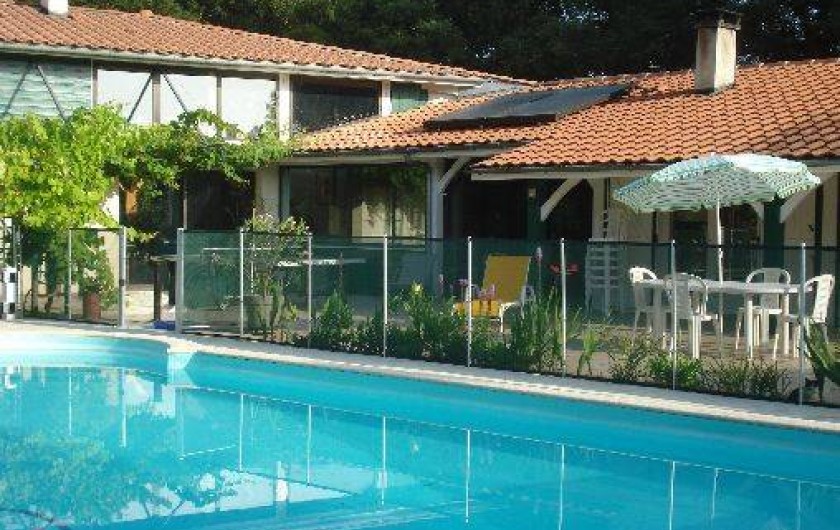 Location de vacances - Villa à Seignosse - piscine