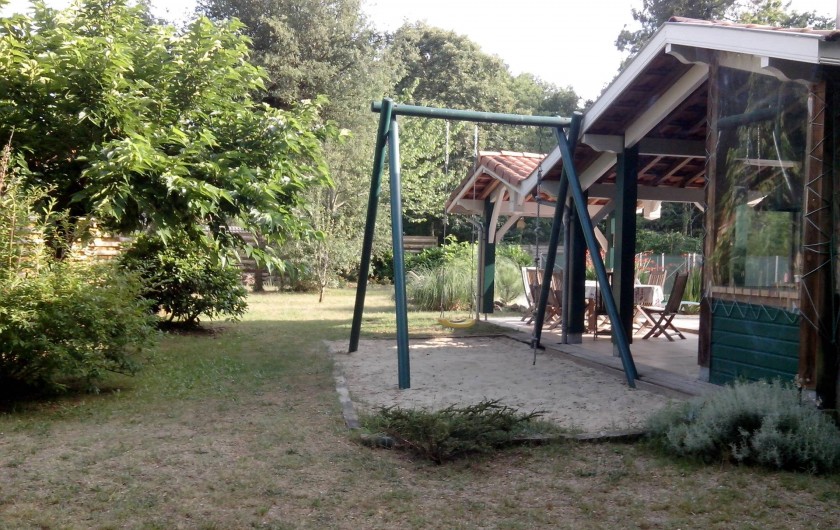 Location de vacances - Villa à Seignosse - coin barbecue, portique