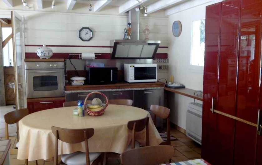 Location de vacances - Villa à Seignosse - cuisine 1 et coin repas