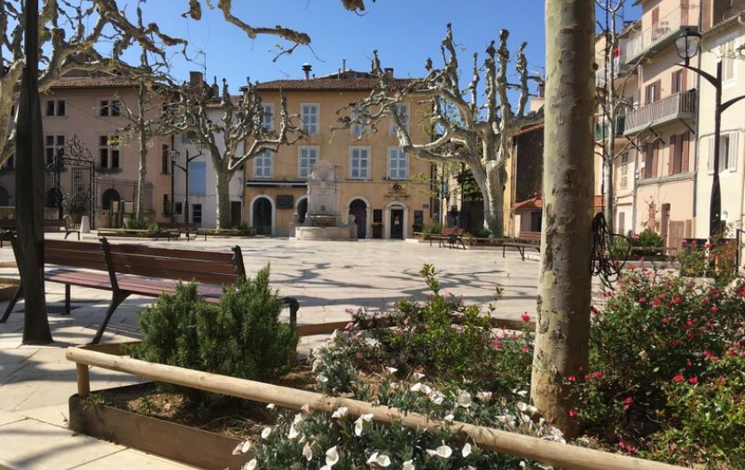 Location de vacances - Appartement à Cassis - Place de la Mairie