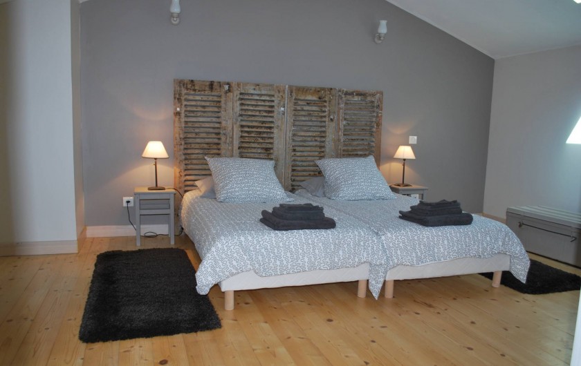 Location de vacances - Gîte à Eygurande-et-Gardedeuil - Chambre à l'étage Gîte de la Guirandole-Eygurande et Gardedeuil-Dordogne