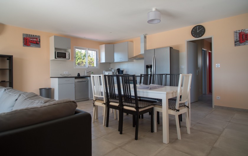 Location de vacances - Gîte à Pézenas - Cuisine & Salle à Manger