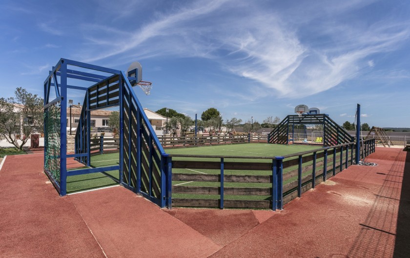 Location de vacances - Gîte à Pézenas - Terrain Multisports