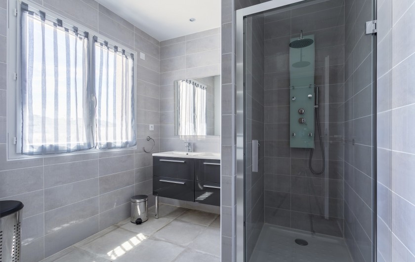 Location de vacances - Gîte à Pézenas - Salle de Douche