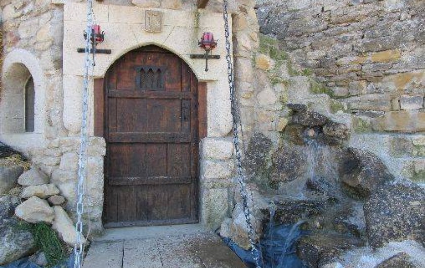 Location de vacances - Gîte à Servas - Entréé du Mas par pont Levis