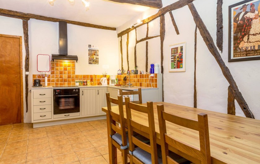 Location de vacances - Gîte à Dému - La cuisine