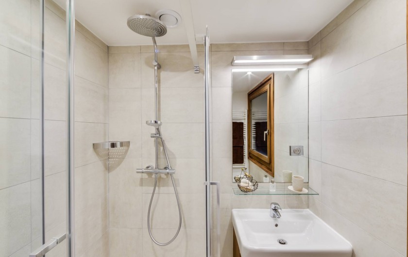 Location de vacances - Appartement à Val-d'Isère - Salle de bains 2