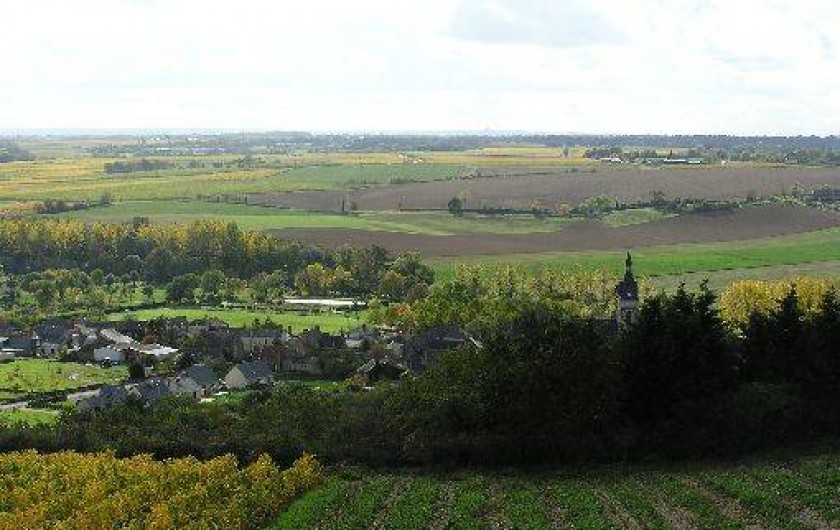 Location de vacances - Studio à Saint-Aubin-de-Luigné - Le village de St Aubin de Luigné depuis le belvédère