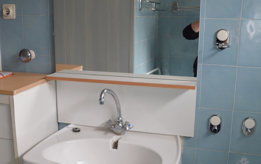 Location de vacances - Appartement à Gavarnie - logement étage salle de bain