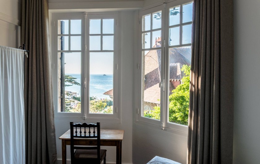 Location de vacances - Villa à Dinard - Vue Mer - Chambre 3