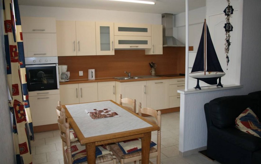 Location de vacances - Appartement à Wissant - coin repas et cuisine