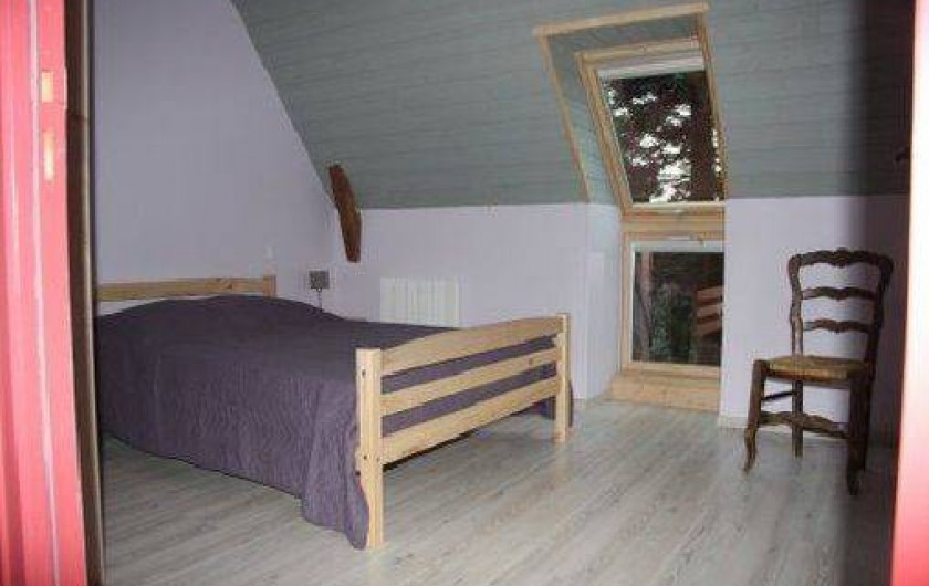 Location de vacances - Gîte à La Tour-d'Auvergne - Chambre 2 étage
