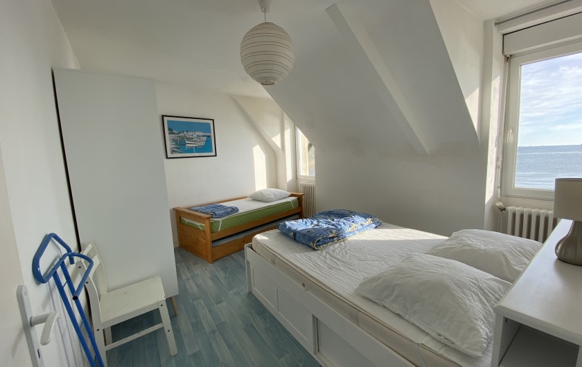 Location de vacances - Villa à Saint-Philibert - Chambre 1  Vue mer  1 lit de 140  2 lits de 90