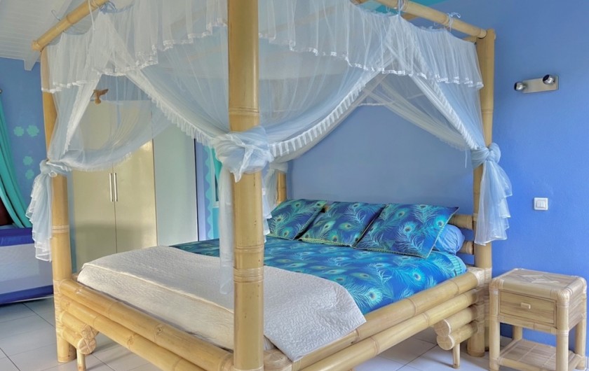 Location de vacances - Chambre d'hôtes à Le Gosier - Chambre XXL 128€ la nuit pour 2 personnes + 35€  la nuit par personne en +