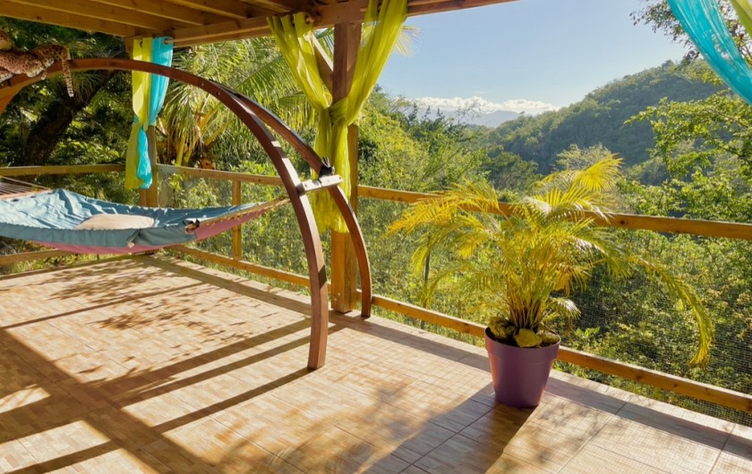 Location de vacances - Chambre d'hôtes à Le Gosier - Terrasse privée de la chambre XXL de 50m2 sans vis à vis