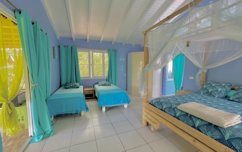 Location de vacances - Chambre d'hôtes à Le Gosier - Chambre XXL 128€ la nuit pour 2 personnes + 35€  la nuit par personne en +