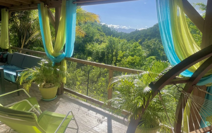 Location de vacances - Chambre d'hôtes à Le Gosier - Terrasse privée de la chambre XXL de 50m2 sans vis à vis