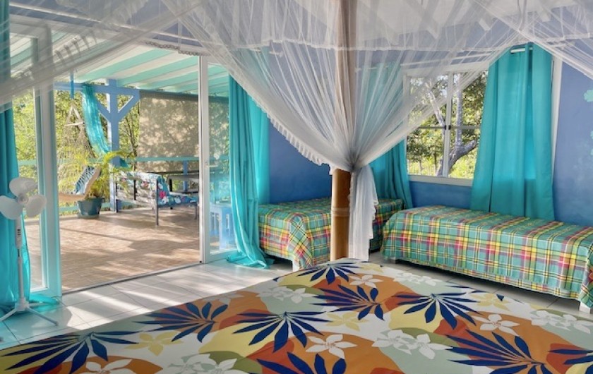 Location de vacances - Gîte à Le Gosier - Terrasse privée de la chambre XXL de 50m2 sans vis à vis