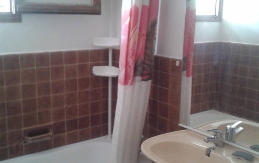 Location de vacances - Appartement à Carqueiranne - S d B